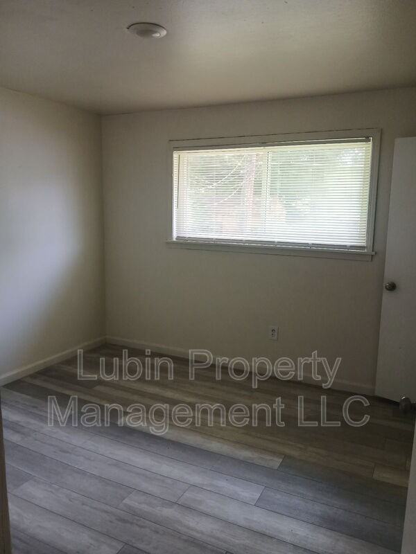 3395 Mountain Terrace St - Photo 5 of 7