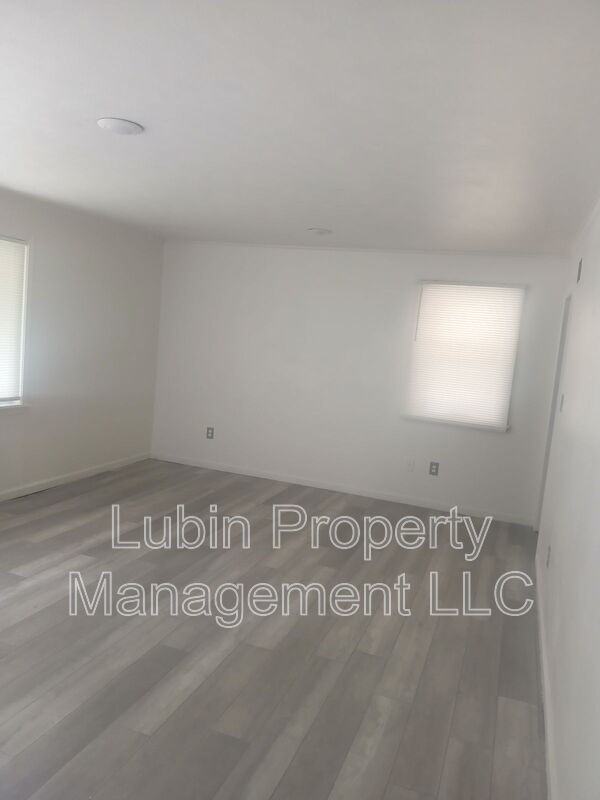 3395 Mountain Terrace St - Photo 6 of 7