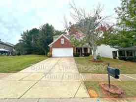 420 Goshawk Ln - Photo 1 of 1