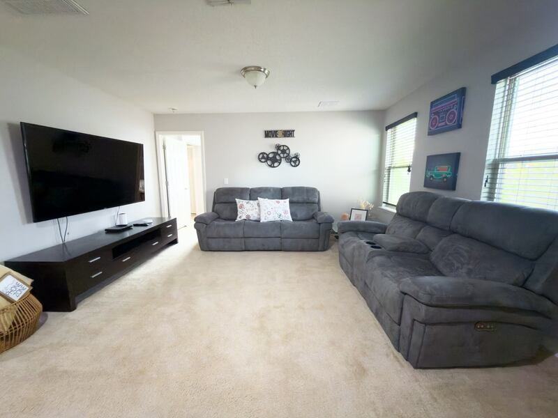 14823 Golden Sunburst Ave - Photo 4 of 35