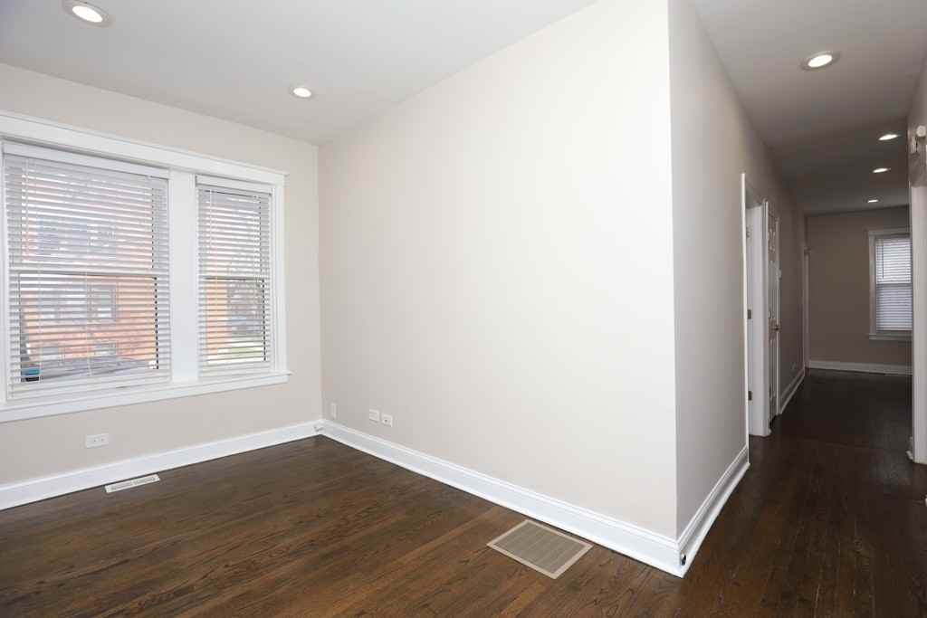 1634 W Roscoe St #1E - Photo 6 of 21