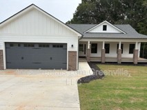 890 Crenshaw St - Photo 1 of 1