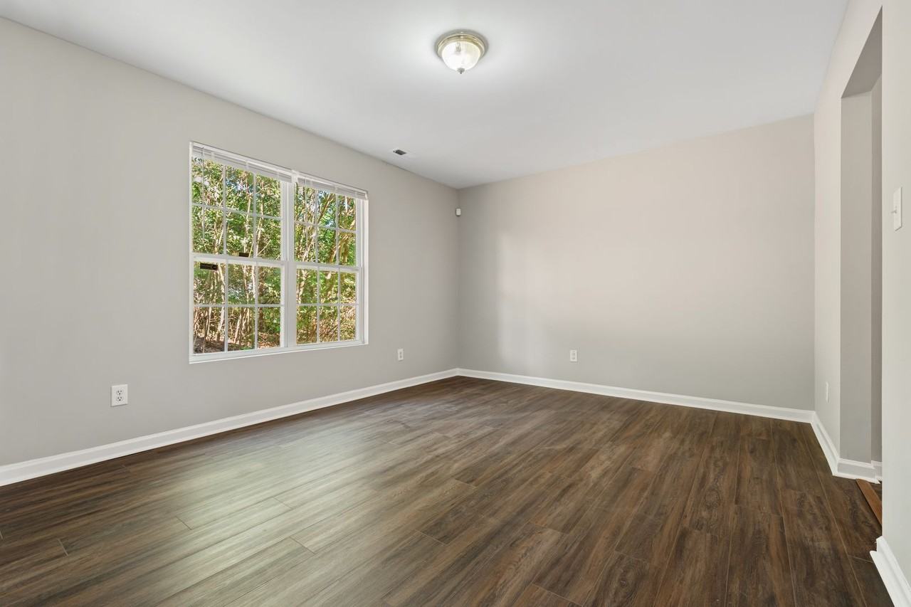 408 Cooper St - Photo 2 of 22