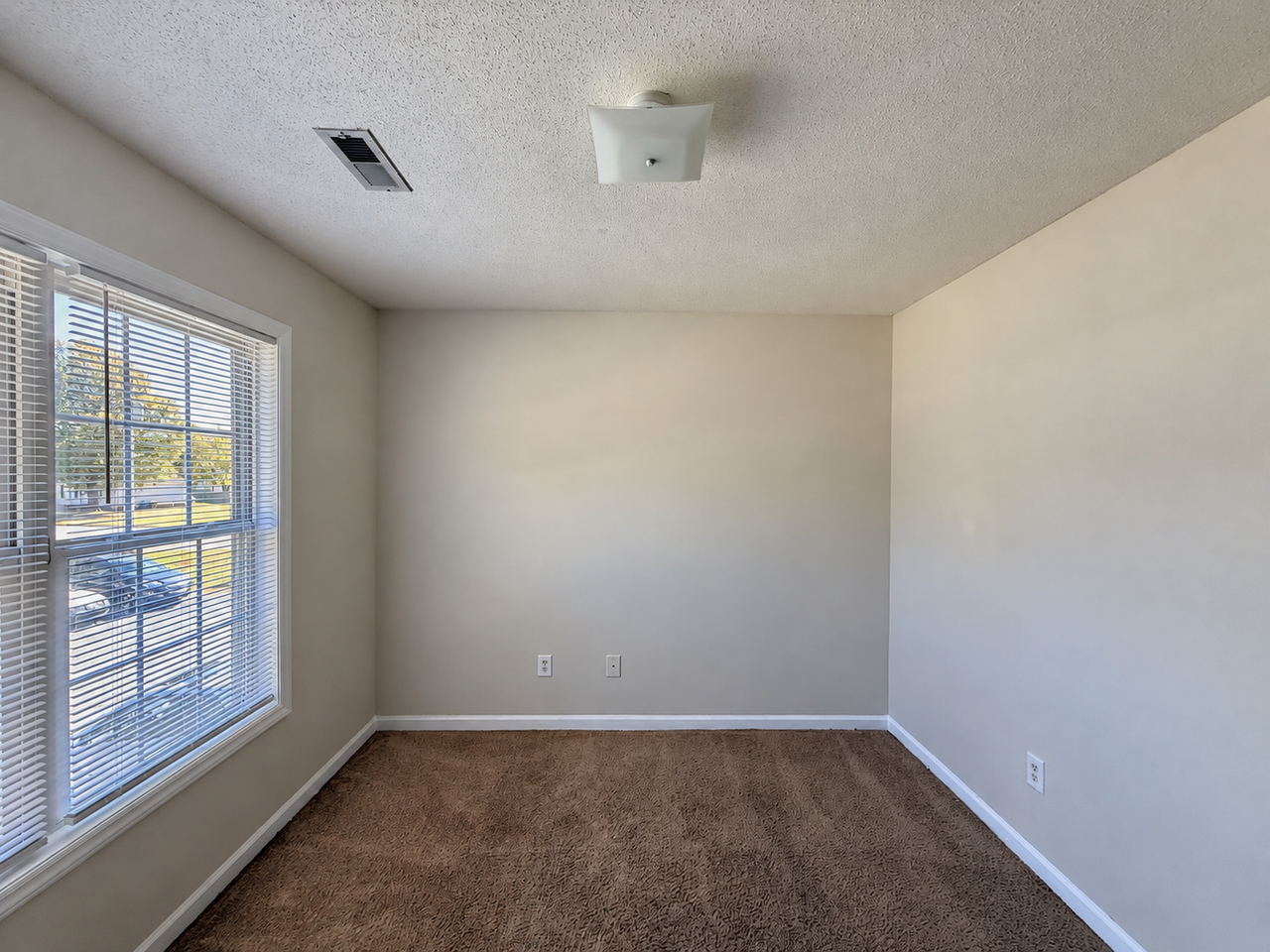 614 E Parker St #D - Photo 5 of 10