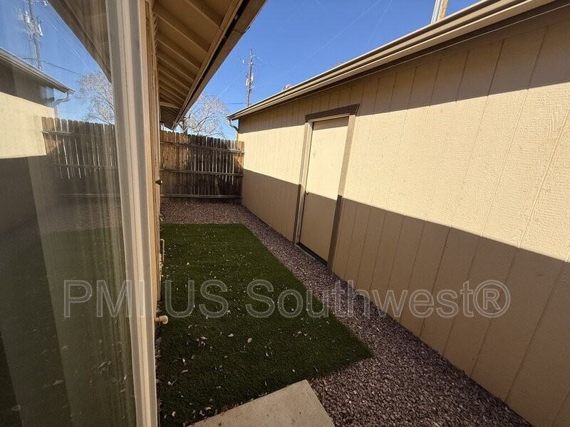 8300 E Florentine Rd #2 - Photo 2 of 15