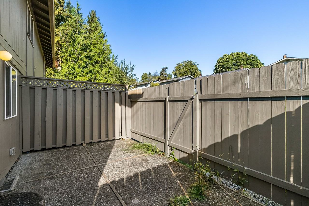Donovan Avenue - Photo 5 of 5