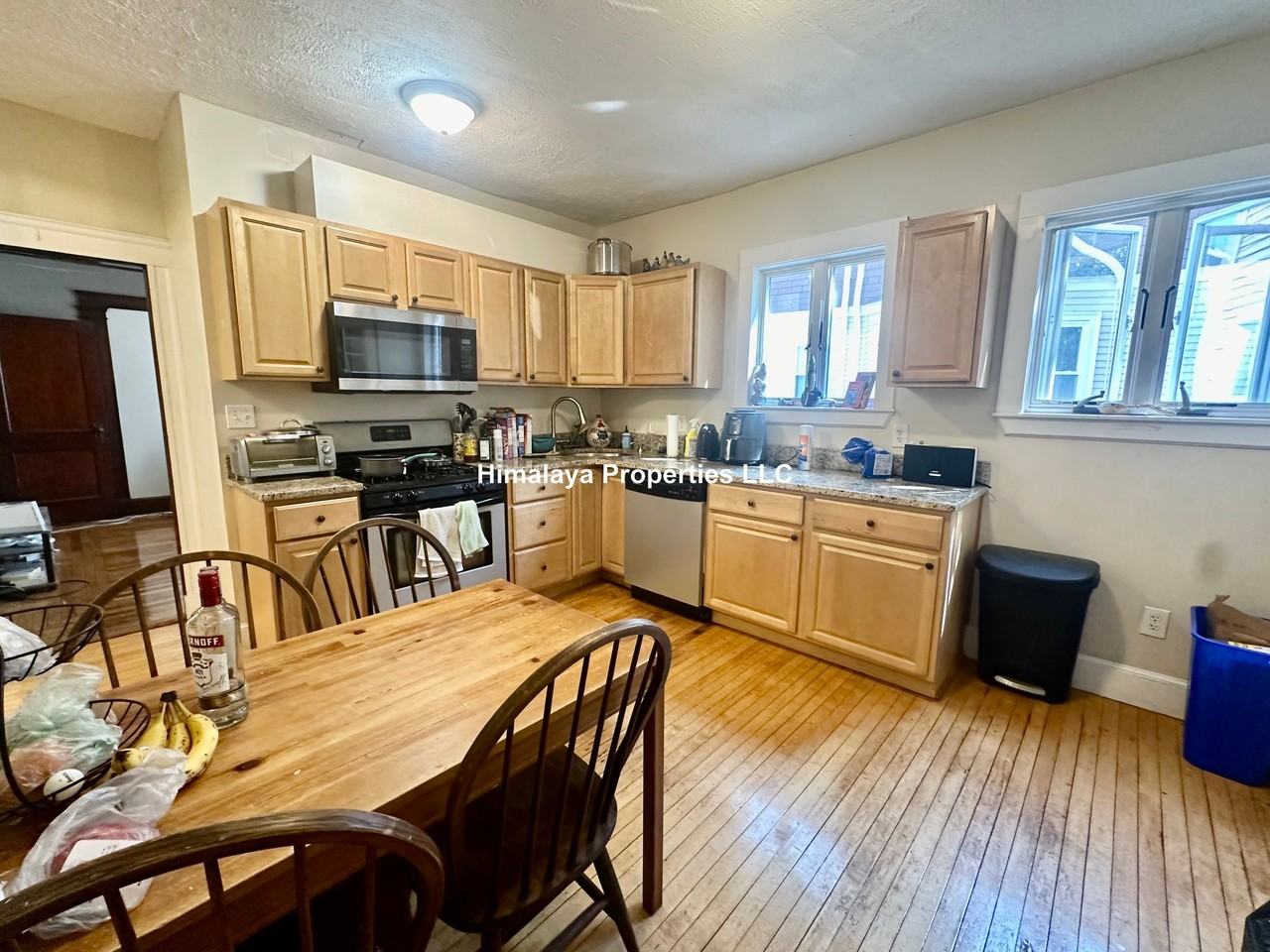 20 Sunset Rd #1 - Photo 2 of 10