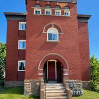 featured image of 3822 Liberty Ave