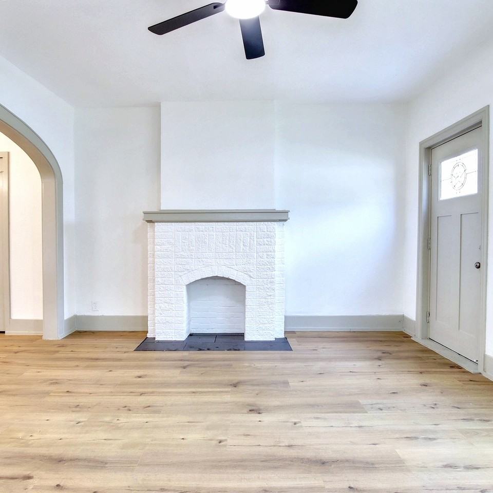 2936 Purington Avenue - Photo 2 of 22