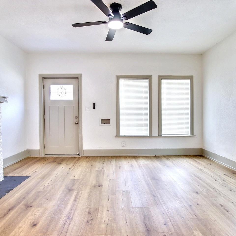 2936 Purington Avenue - Photo 3 of 22