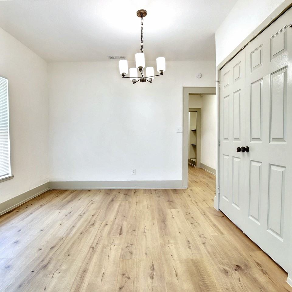 2936 Purington Avenue - Photo 7 of 22
