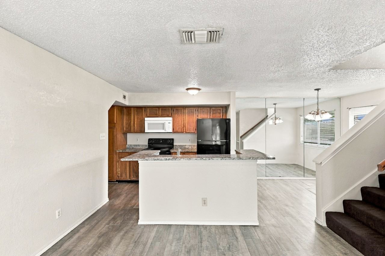 9803 Walnut St B206 - Photo 4 of 23