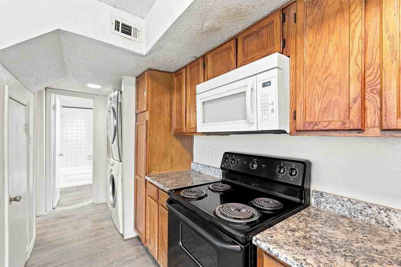 9803 Walnut St B206 - Photo 7 of 23