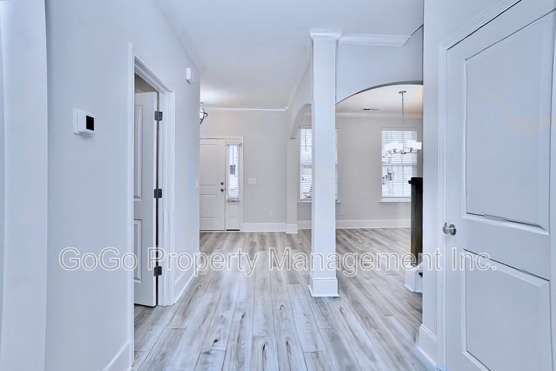 114 Horace Court Drive - Photo 2 of 24