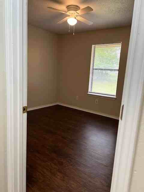 13539 Sheldon Lane - Photo 7 of 11