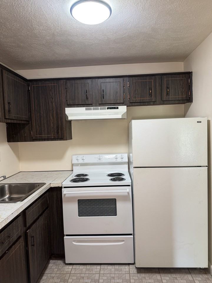 116 River Street - Photo 3 of 10