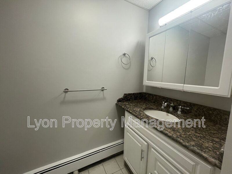 11 Prospect Hill Ave - Photo 4 of 8