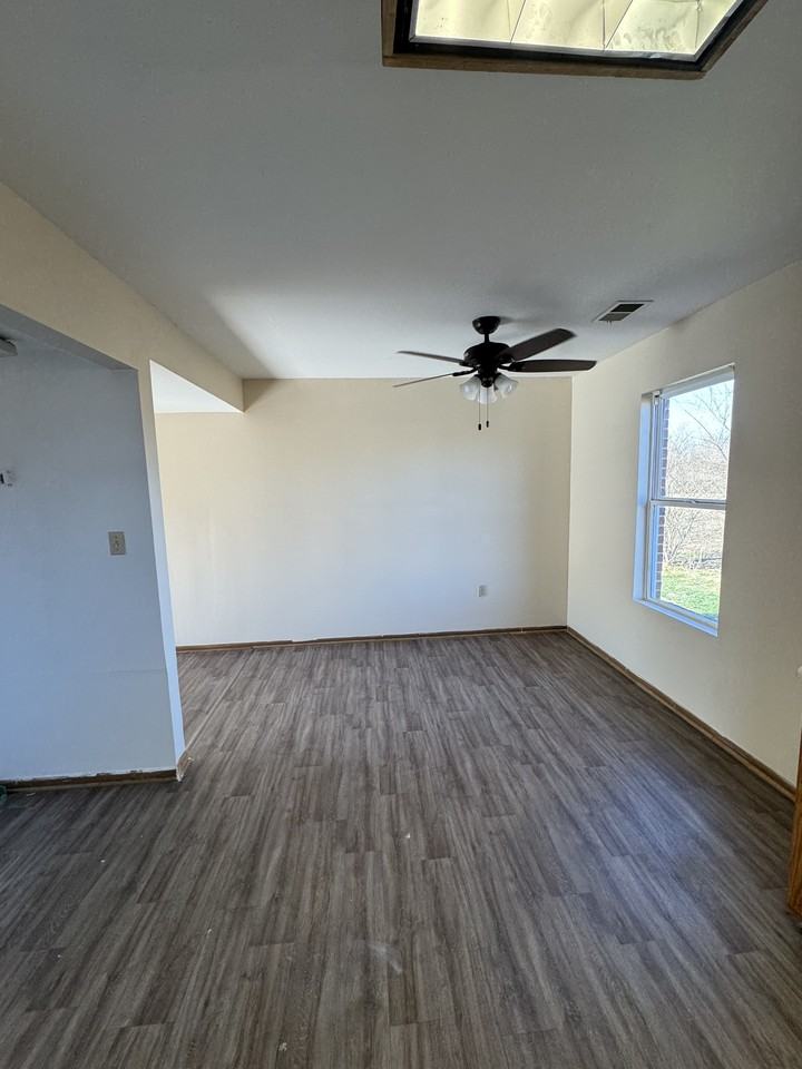 Cambridge Apartments - Photo 6 of 19