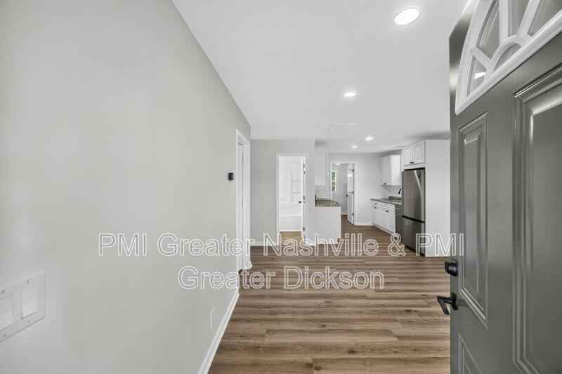 808 W 2nd St - Photo 3 of 44