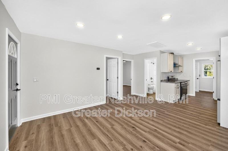808 W 2nd St - Photo 5 of 44