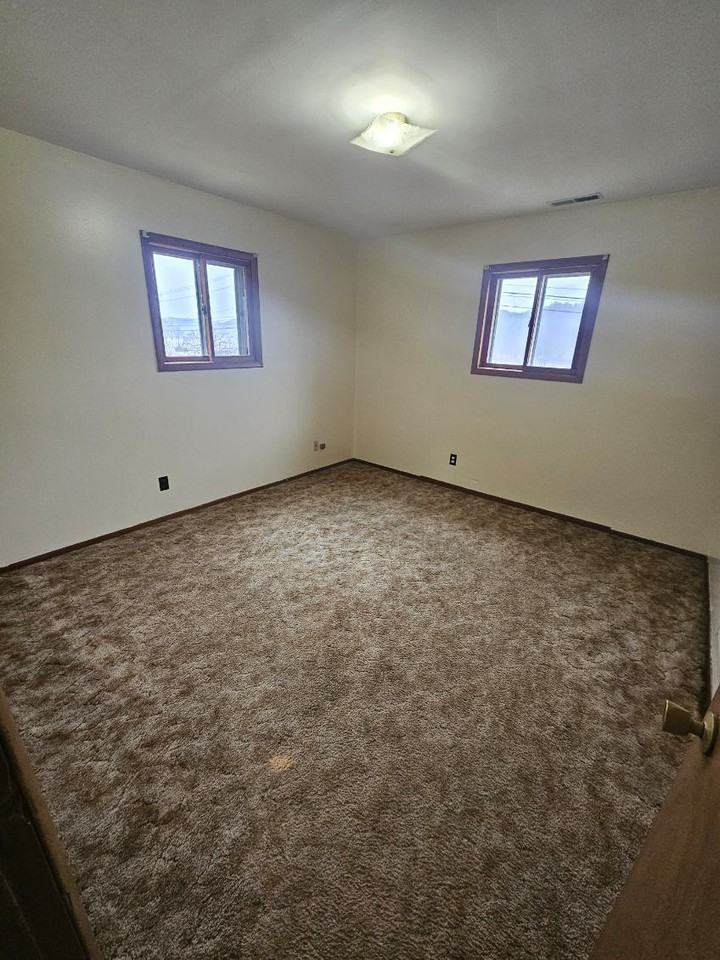 22199 Energy Highway - Photo 3 of 17