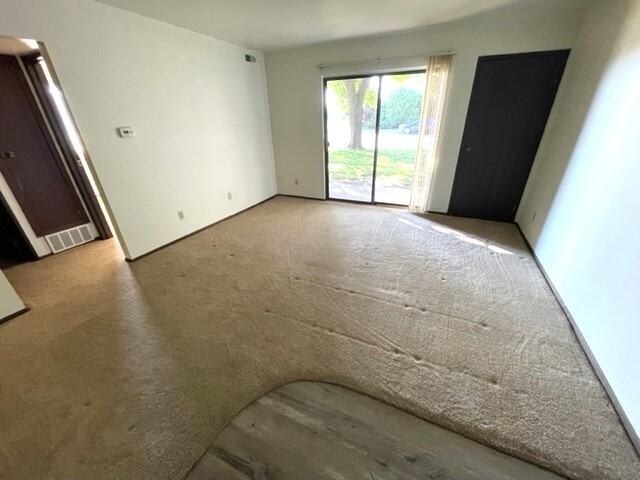36 Baden Ave - Photo 4 of 8