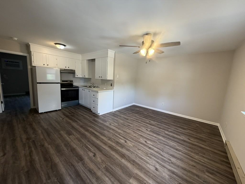 1095 Cheyenne Court - Photo 3 of 7