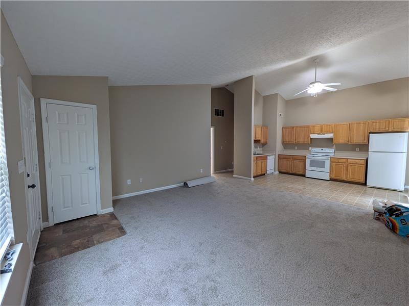 3417 Quinlan Blvd - Photo 2 of 10