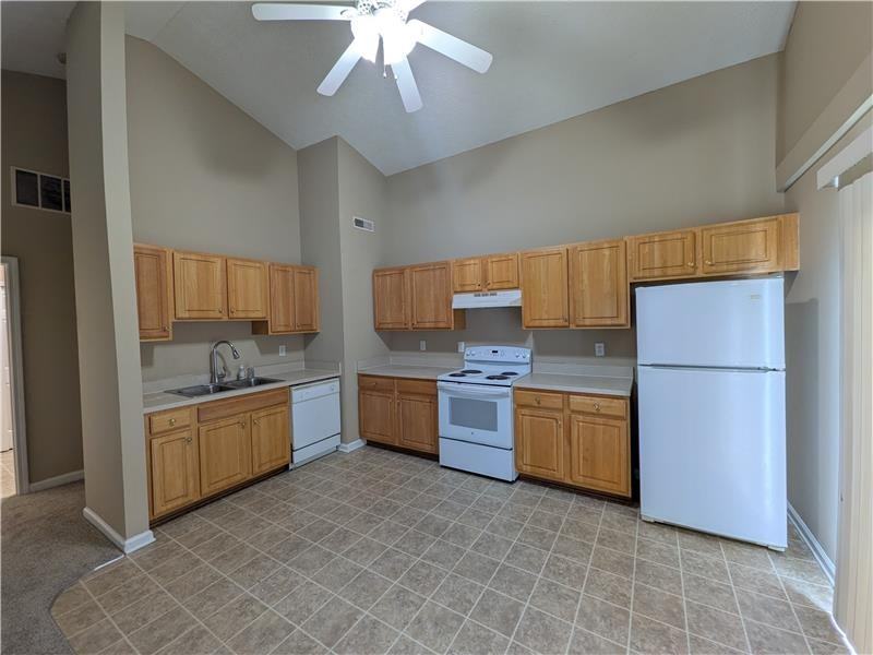3417 Quinlan Blvd - Photo 4 of 10
