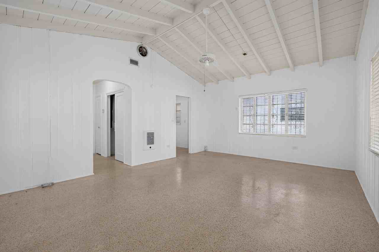 330-340 Madeira Ave. - Photo 2 of 12
