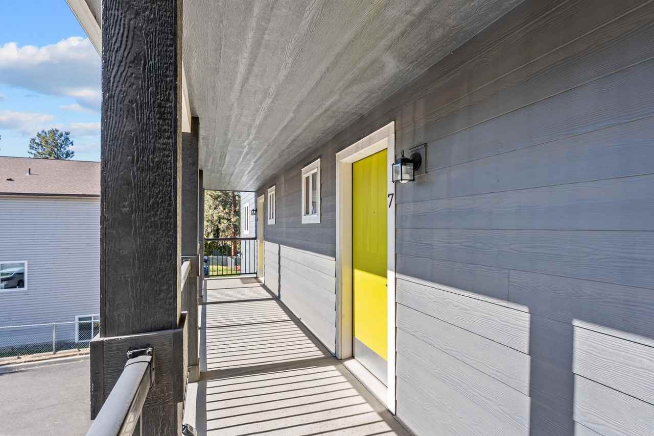 1709 East 7th Avenue - Photo 2 of 10