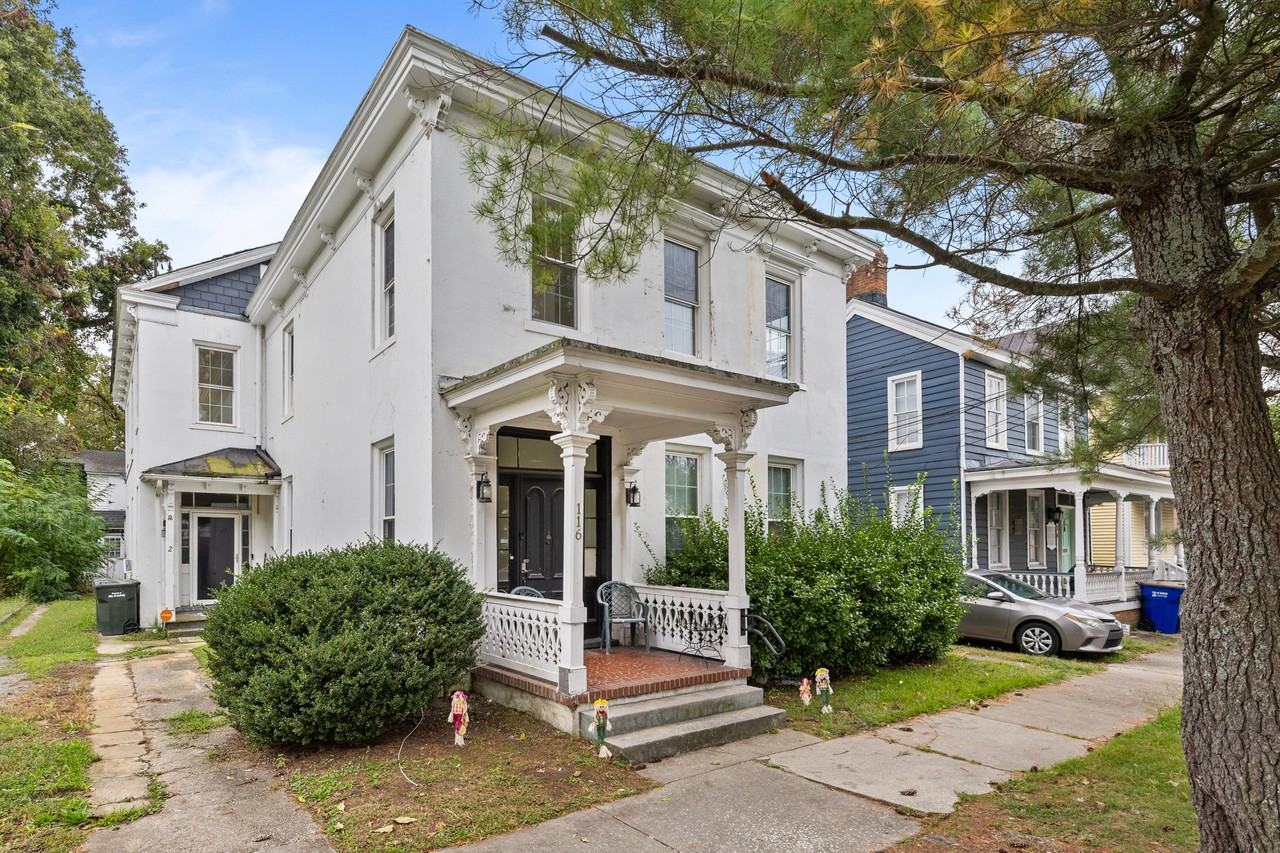 116 Franklin Street - Photo 3 of 29
