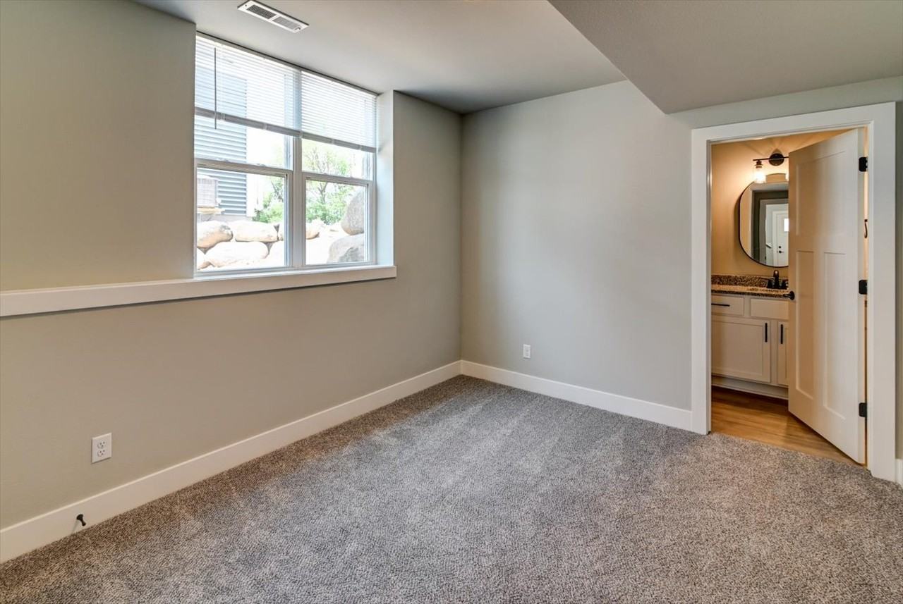 Stoughton Duplex - Photo 4 of 14