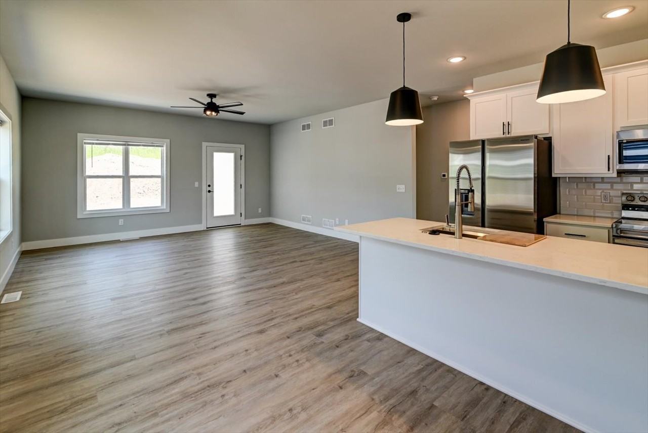 Stoughton Duplex - Photo 6 of 14