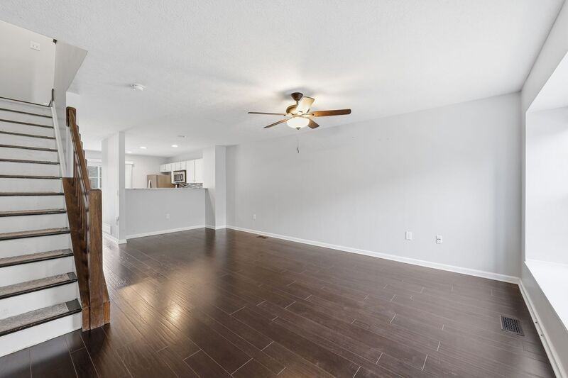 5310 Cross River Falls Blvd - Photo 4 of 24