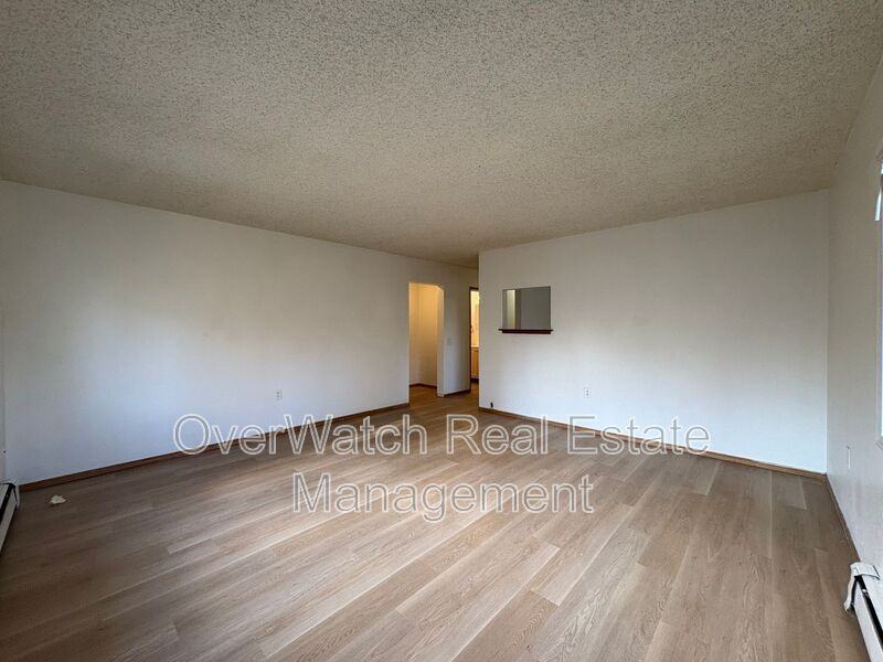 1507 W 45th Ave #6 - Photo 3 of 16