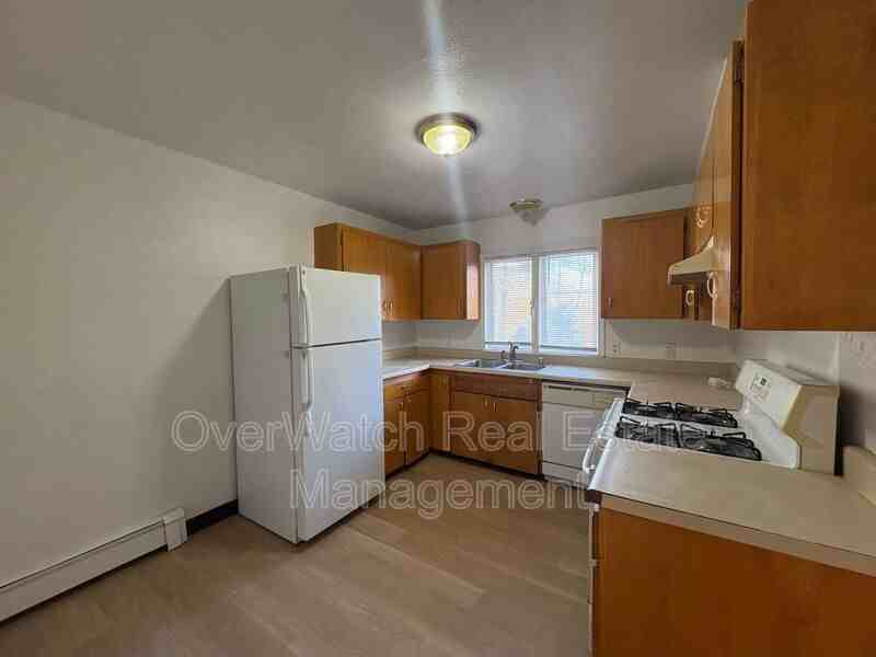 1507 W 45th Ave #6 - Photo 5 of 16