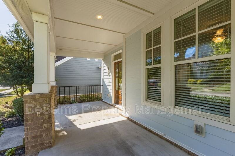 2792 Americus Dr - Photo 4 of 50