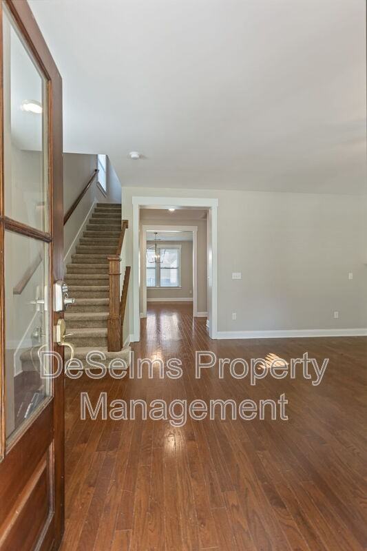 2792 Americus Dr - Photo 6 of 50