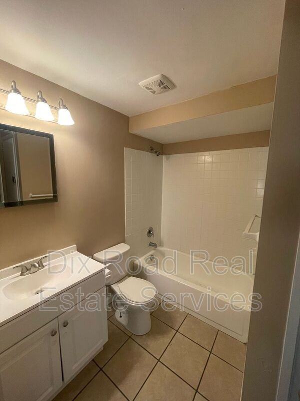1415 Park Ave - Photo 7 of 22
