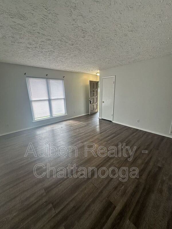 809 Forest Dale Ln #A - Photo 2 of 12