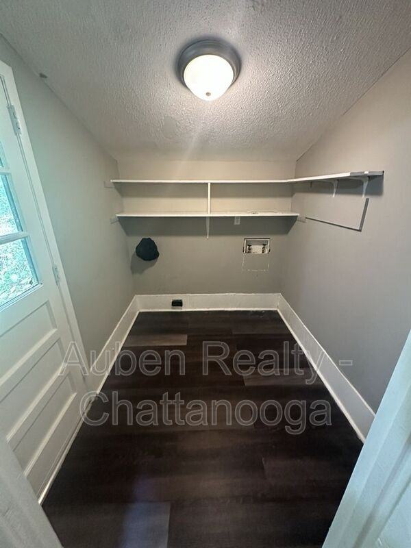 809 Forest Dale Ln #A - Photo 5 of 12