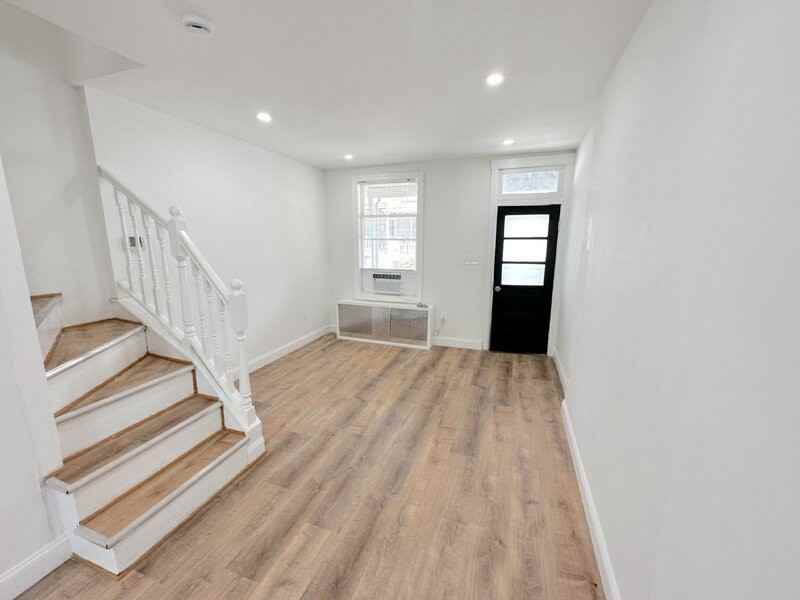 605 Harding Pl - Photo 2 of 17