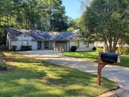 featured image of 1003 Felton Ln