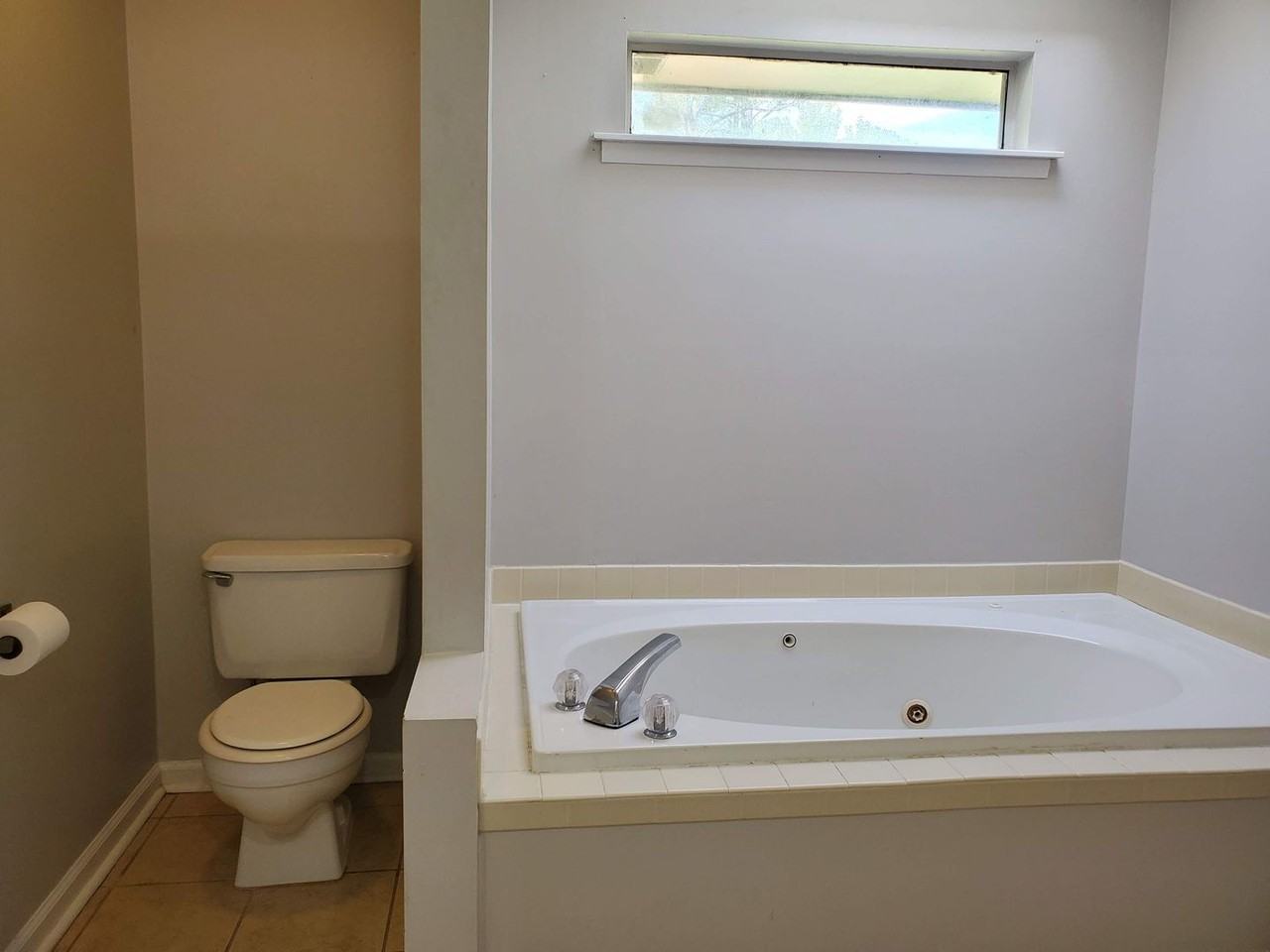 1003 Felton Ln - Photo 6 of 10