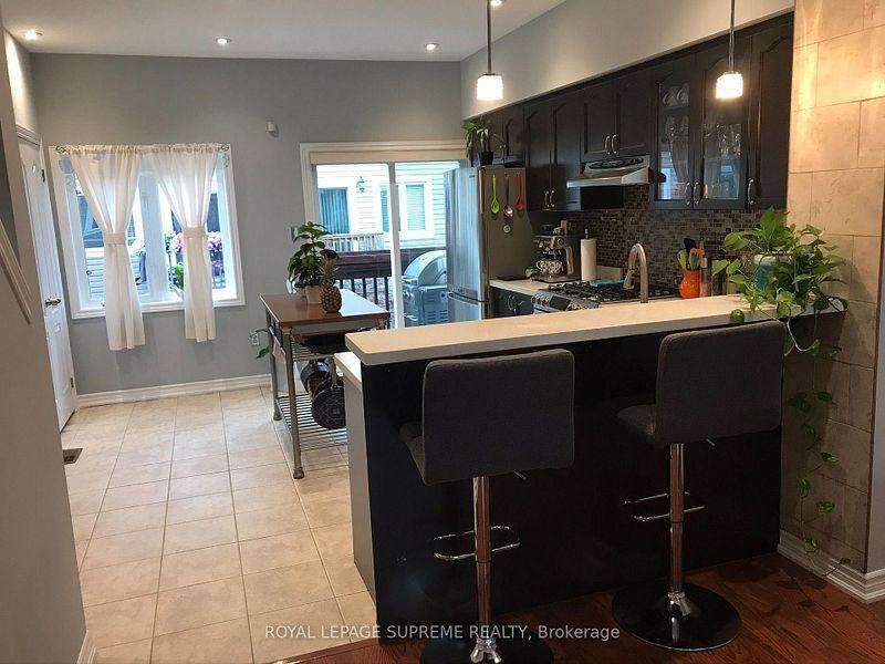 30 Pont Lane - Photo 4 of 14