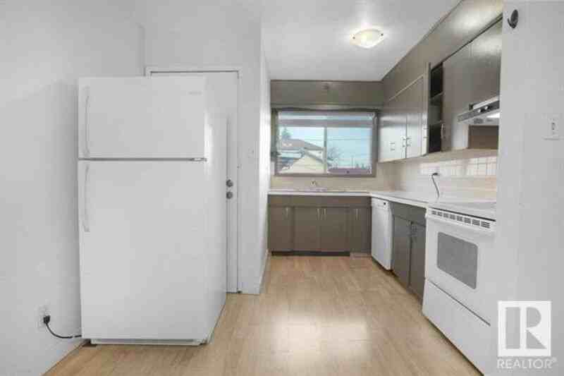 16225 100a Ave Nw #1 - Photo 4 of 10