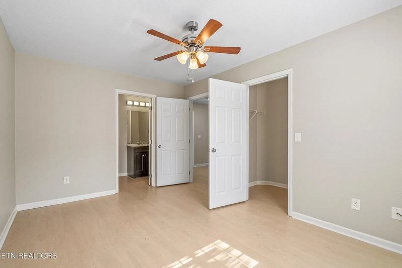 8709 Mowbray Way - Photo 7 of 10