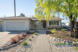 4 Trellis Dr - Photo 1 of 1