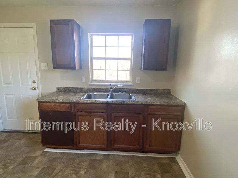 4625 Buffat Mill Rd - Photo 7 of 15